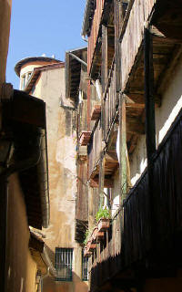Overhanging balconies