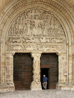 Beaulieu entry door
